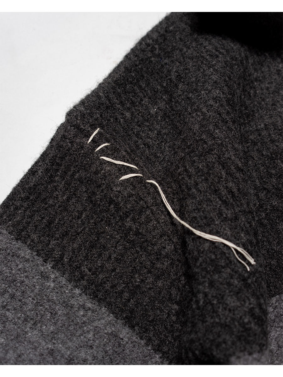 HALF ZIP KNIT -CHARCOAL-