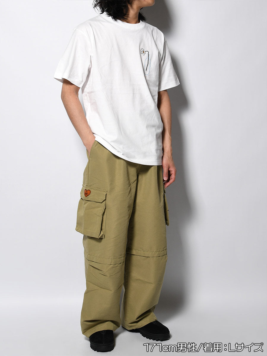 FLOWER BEHIND SS TEE -WHITE-
