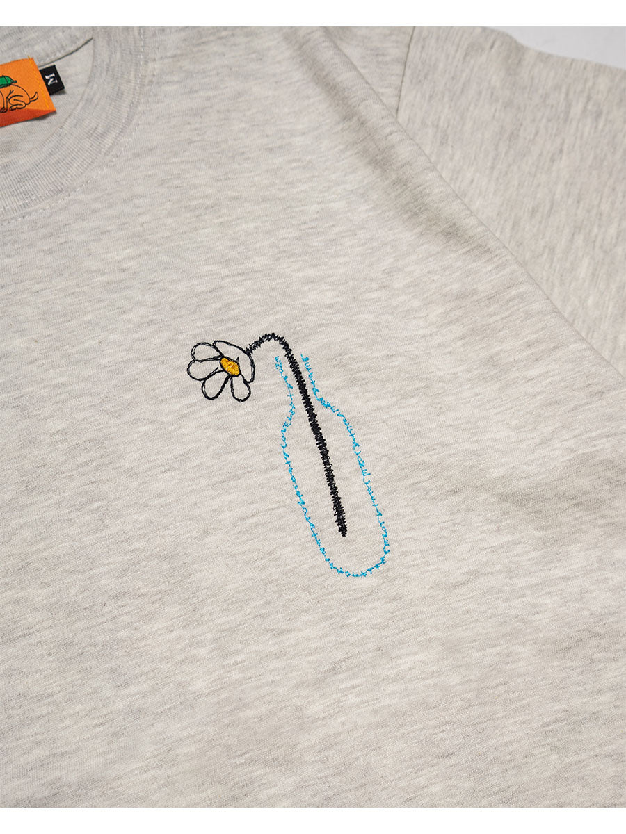 FLOWER BEHIND SS TEE -OATMEAL-