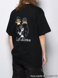 FLOWER BEHIND SS TEE -BLACK-