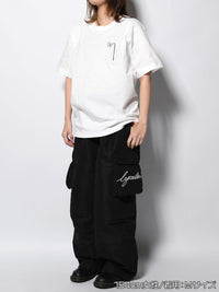 FLOWER BEHIND SS TEE -WHITE-
